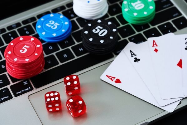 Fortune Tiger Asian-themed slot on paito lotto platform